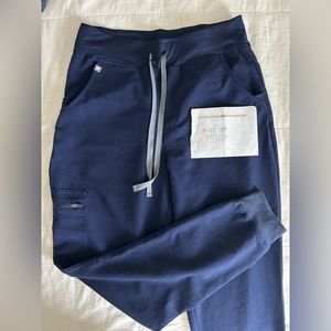 Figs Navy HW Zamoras